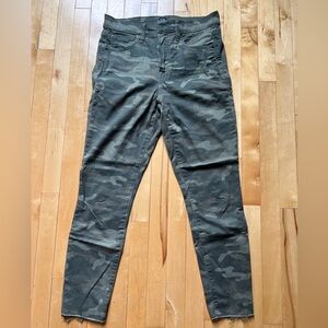 Gap True Skinny camouflage jeans